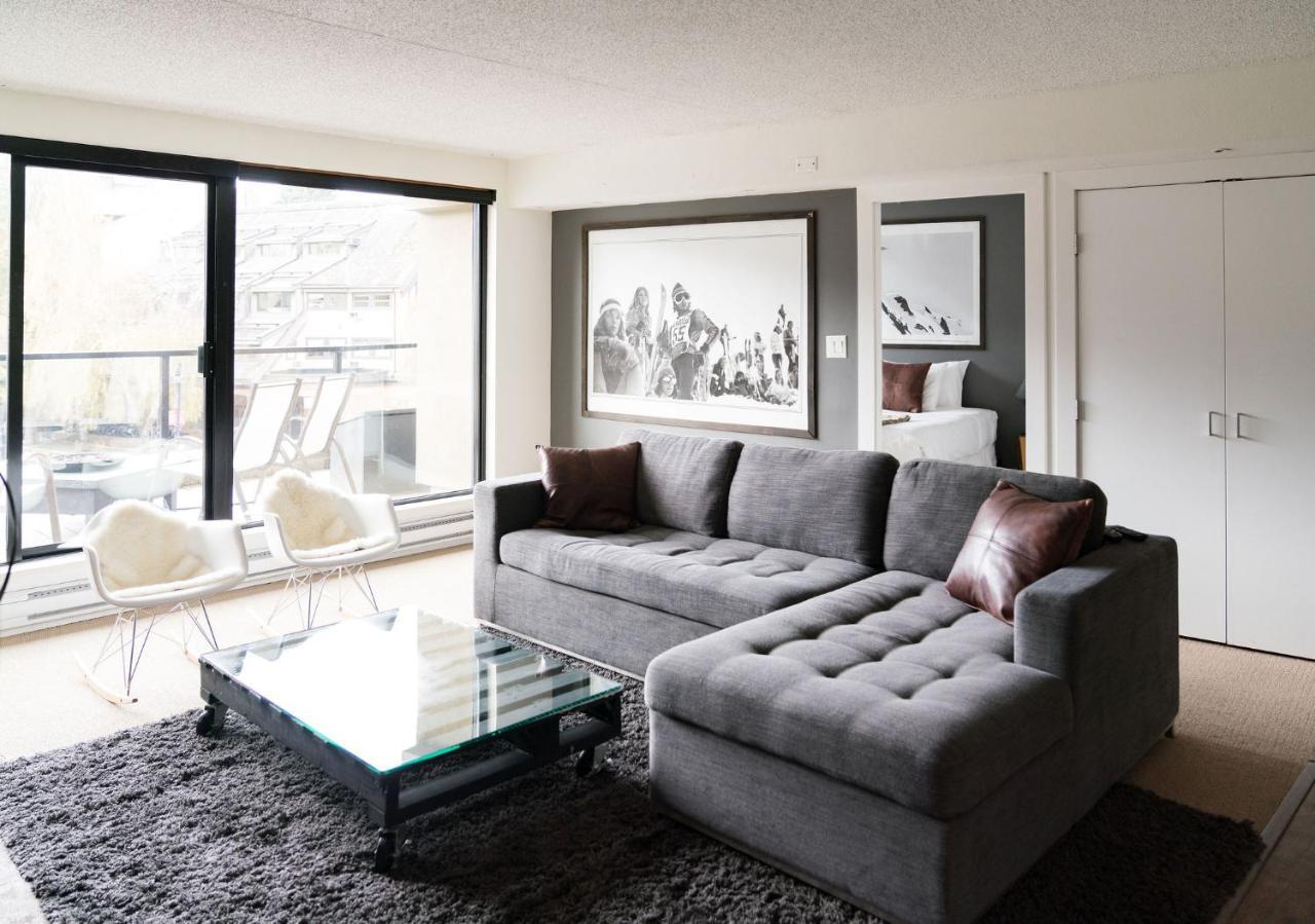 Gibbons Life Accommodations Whistler Exterior foto