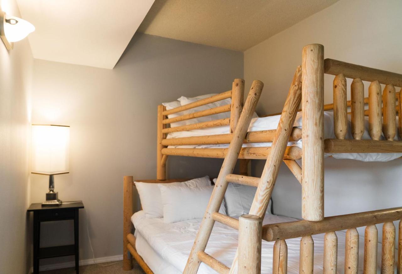 Gibbons Life Accommodations Whistler Exterior foto