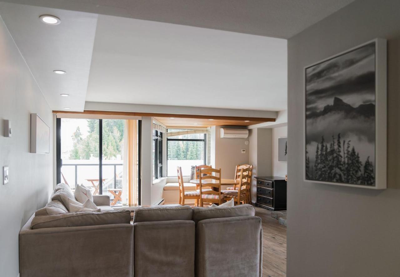 Gibbons Life Accommodations Whistler Exterior foto